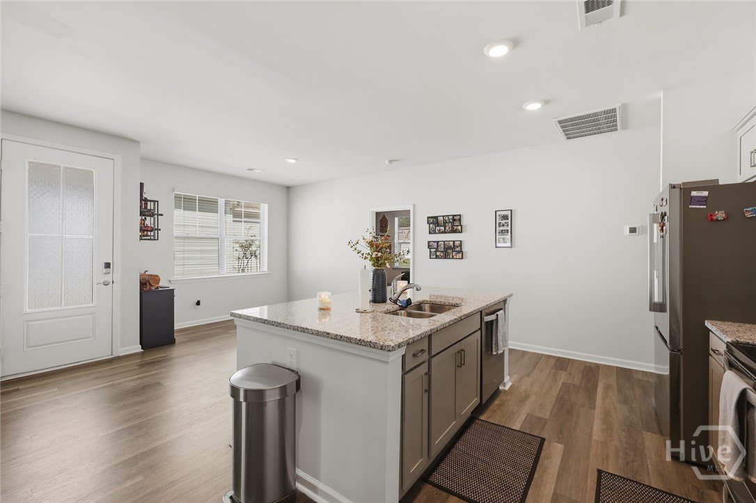 152 Holloway Hill – photo 4
