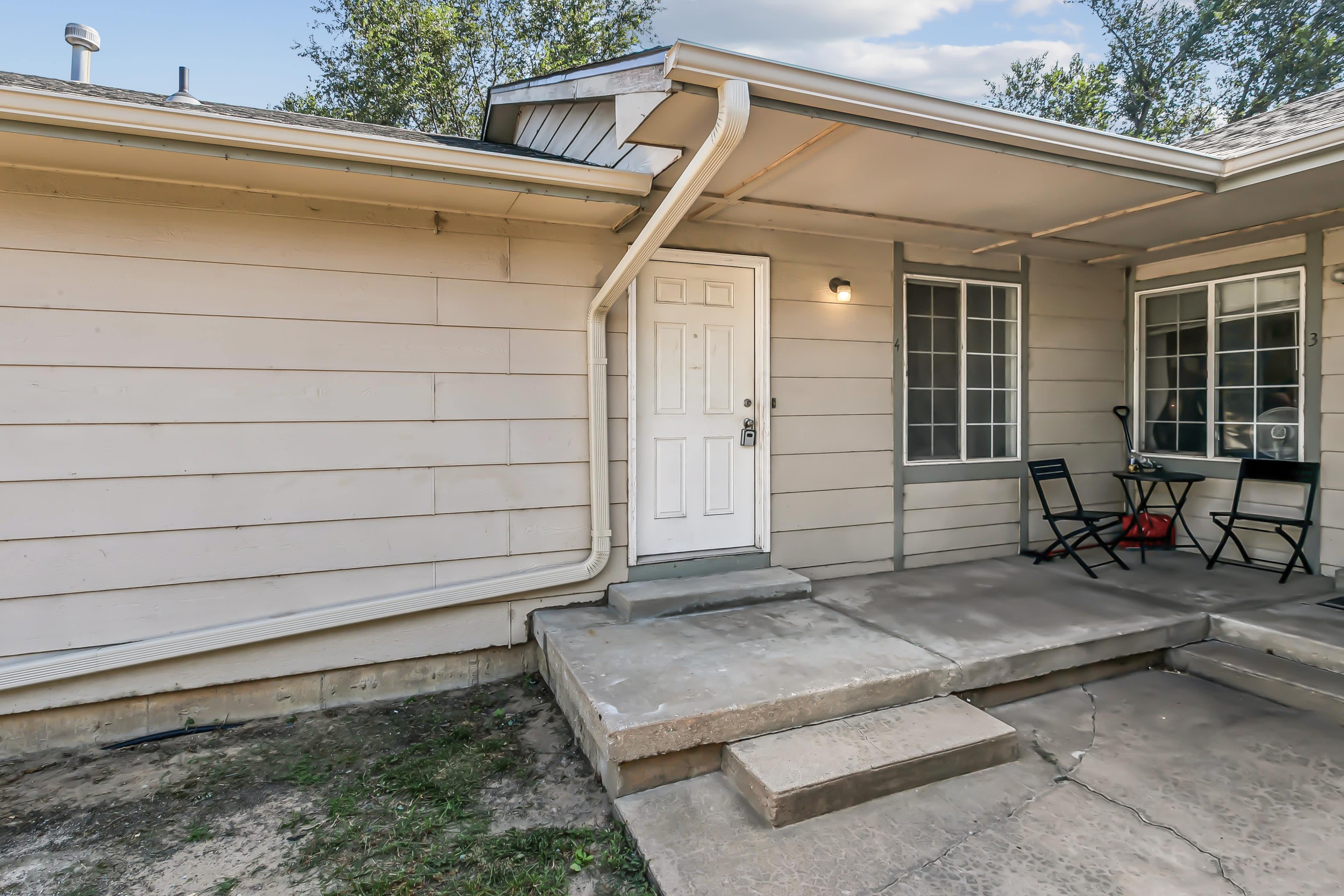 4319 S Elizabeth Ave – photo 2