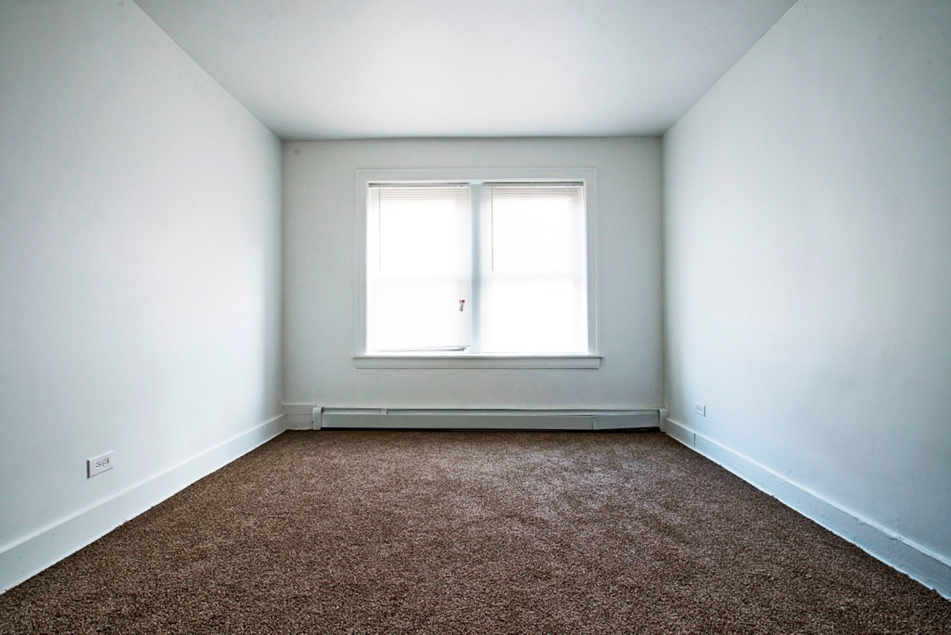 7229 S Yates Blvd – photo 3