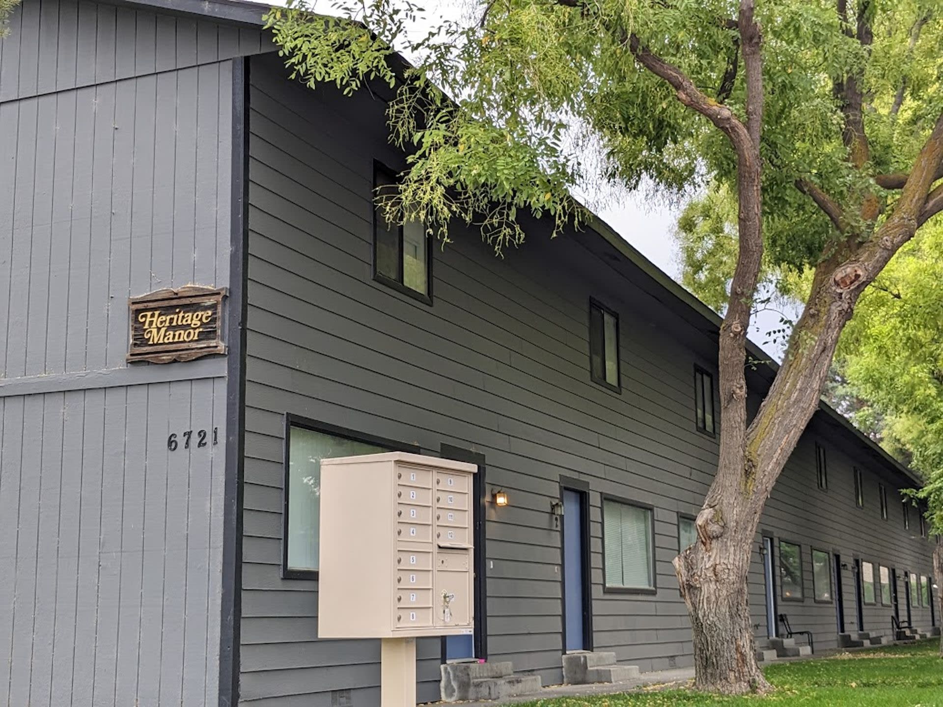 Heritage Manor – photo 1