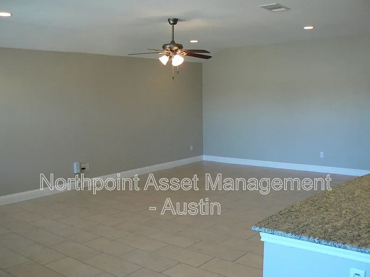 Coming Soon! 3 BR/2BA – photo 4