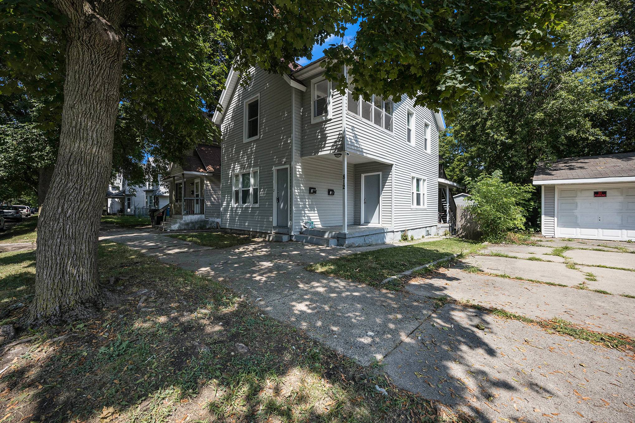 812 Mcreynolds Ave NW # 2 – photo 2