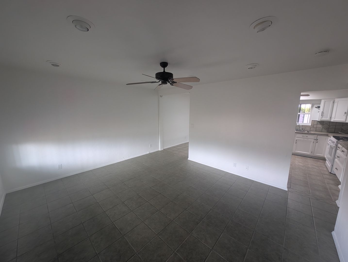 Two Bedroom And Two Bath Home – photo 4