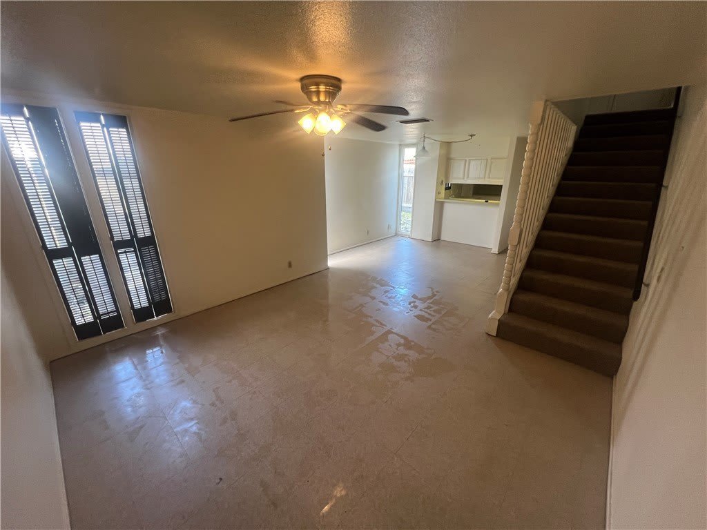 3030 Santa Fe Street – photo 2