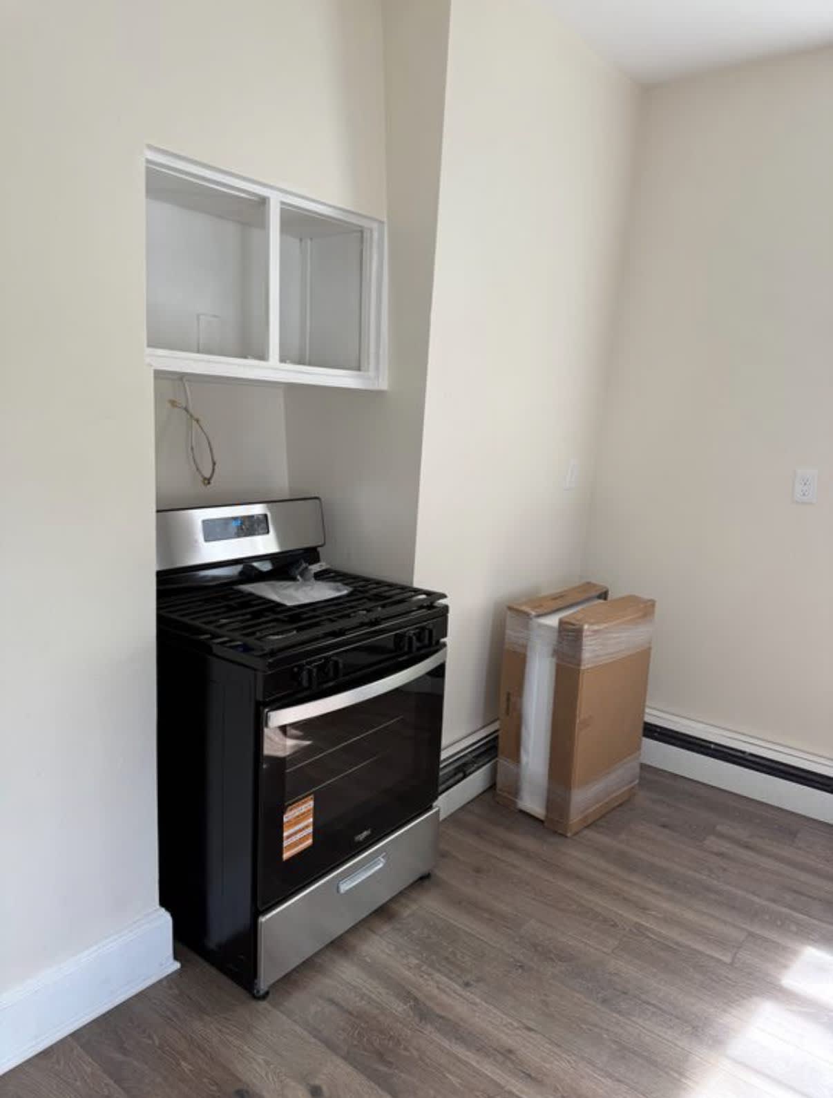 54 Harrison St – photo 3