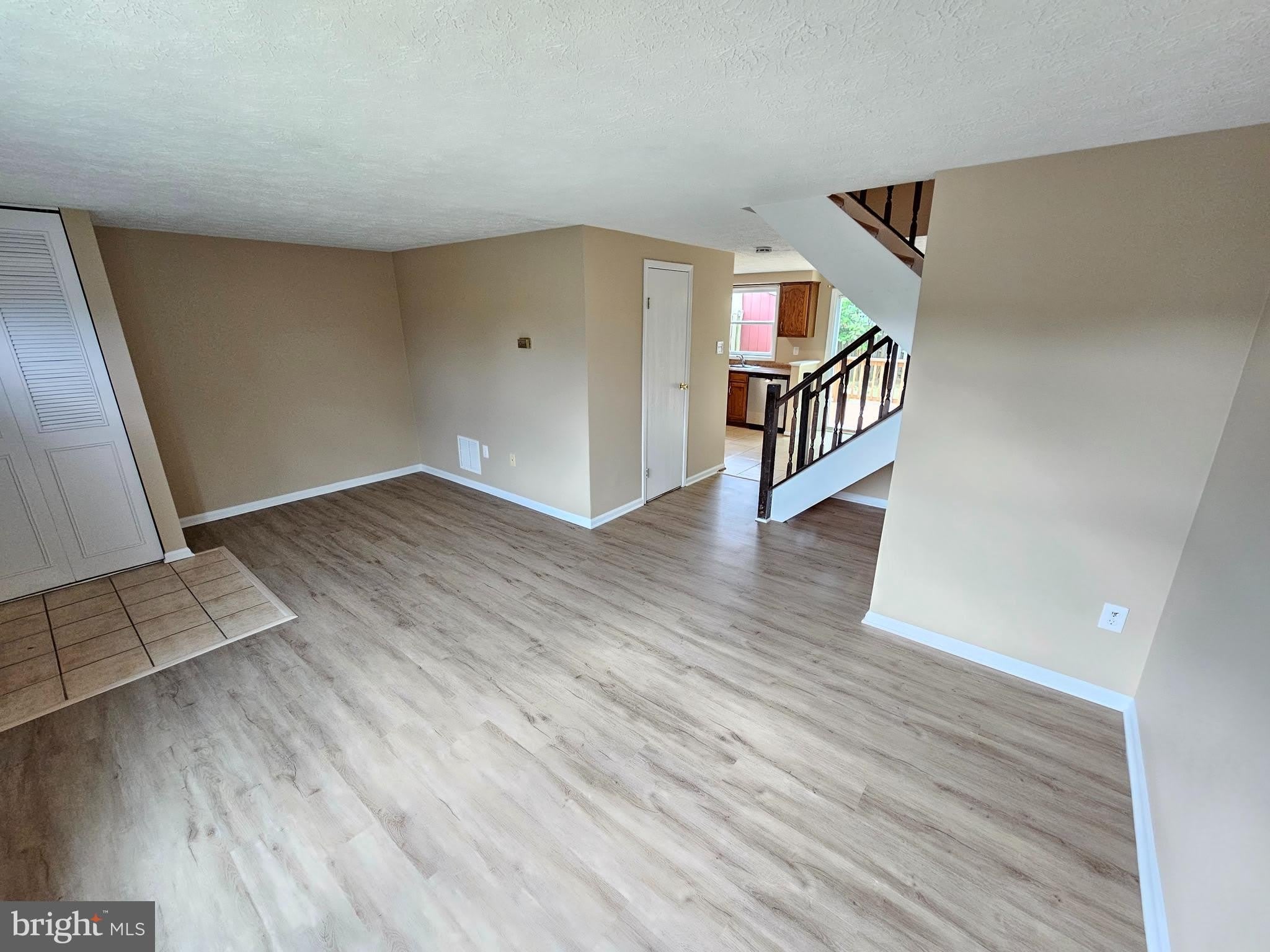 509 BEEBE Court – photo 5
