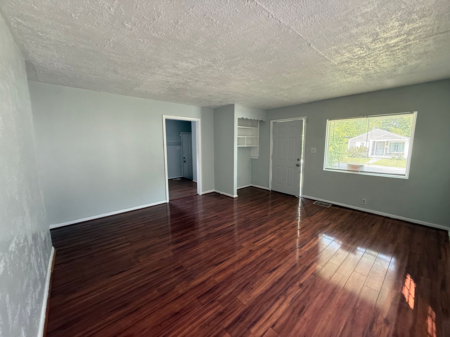 Spacious 3 Bedroom, 1 Bath Home with Basement & Large Backyard – photo 5