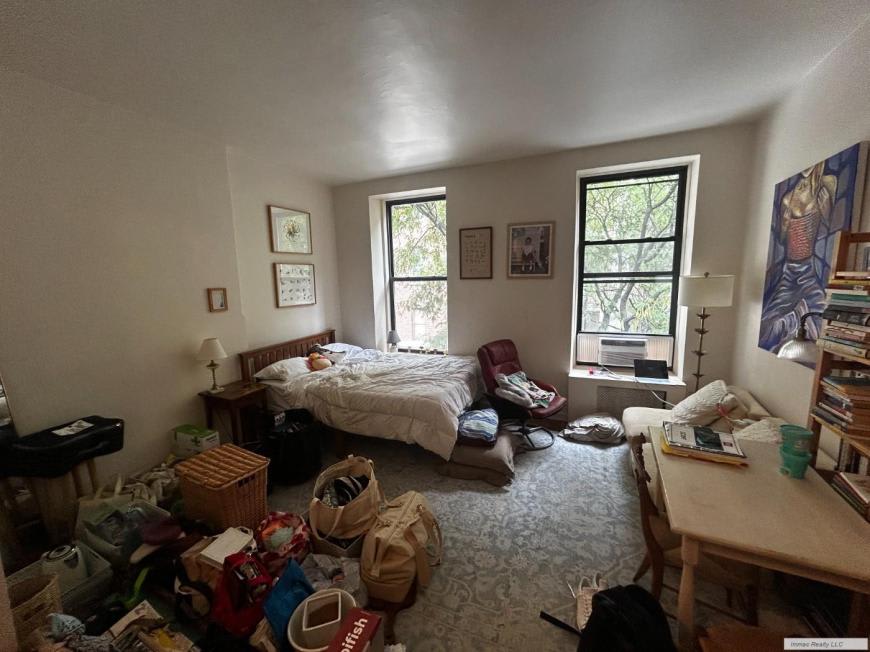 120 West 73rd Street – photo 1