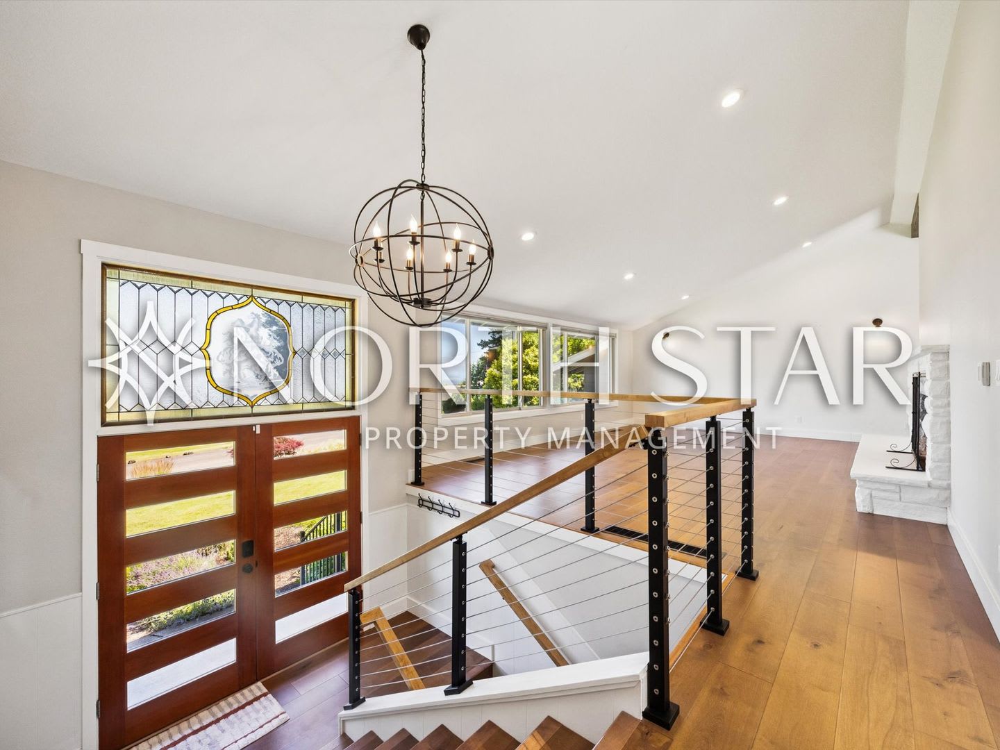 Elevated Northwest Living with Panoramic Views – photo 4