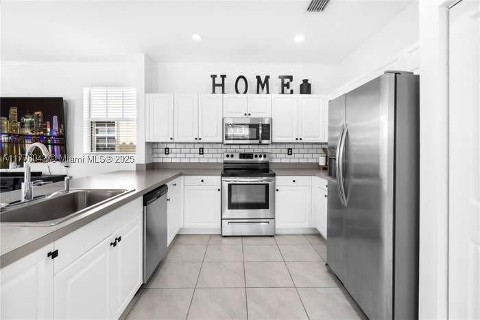 11732 SW 243rd St – photo 5