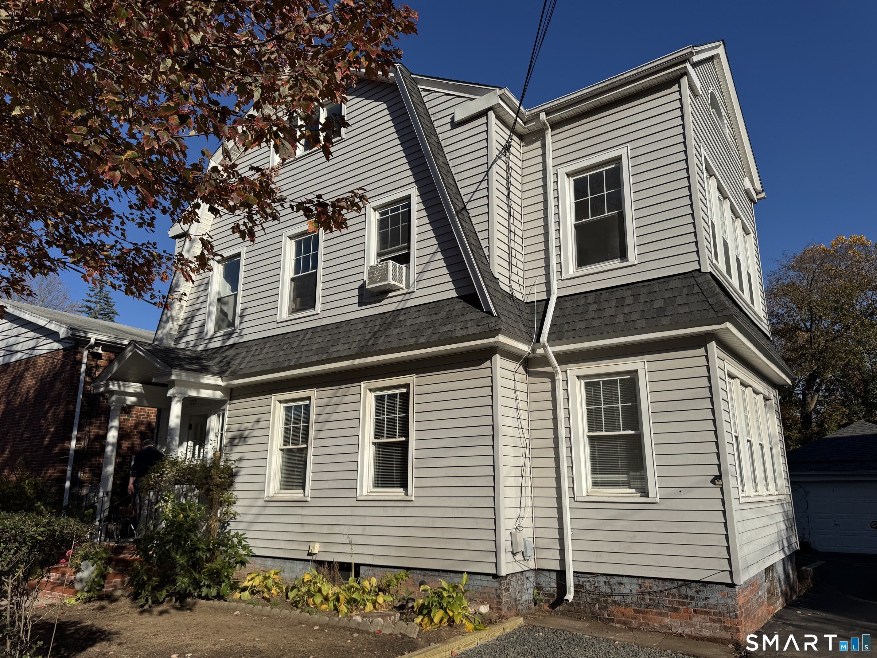 1253 Forest Road – photo 2
