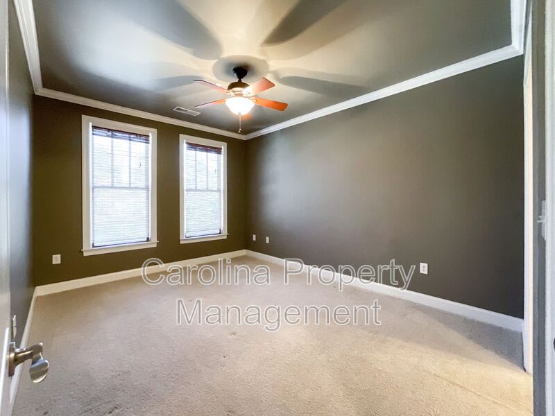 518 Clarice Ave – photo 4