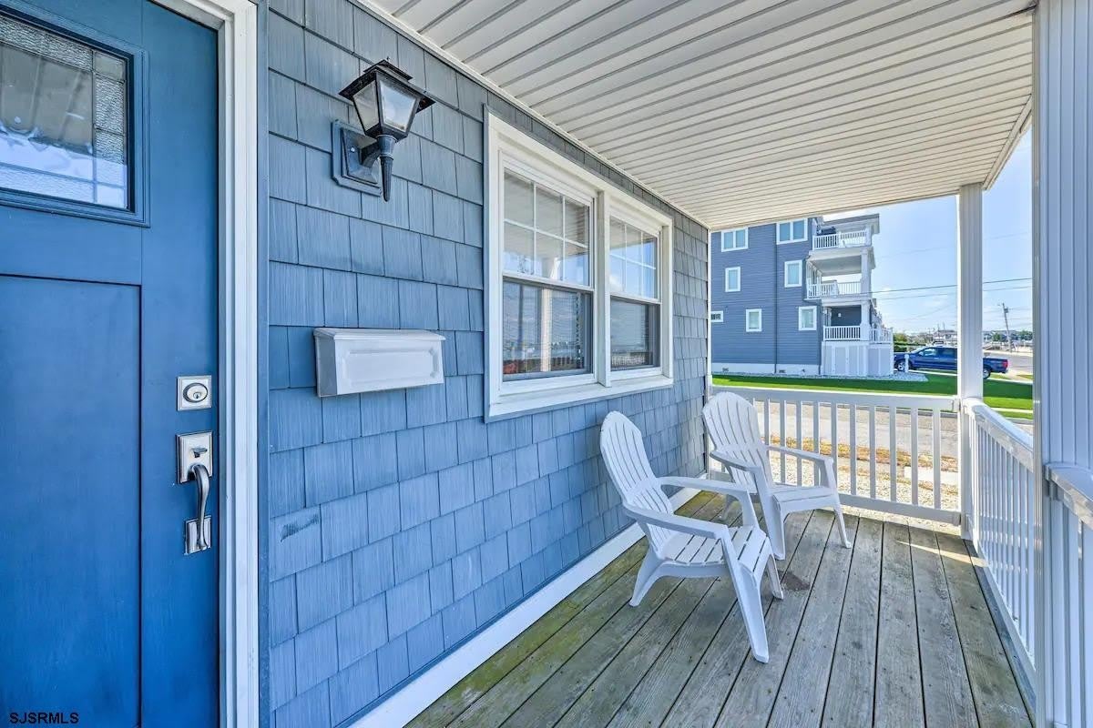 1106 E Evans Blvd – photo 1