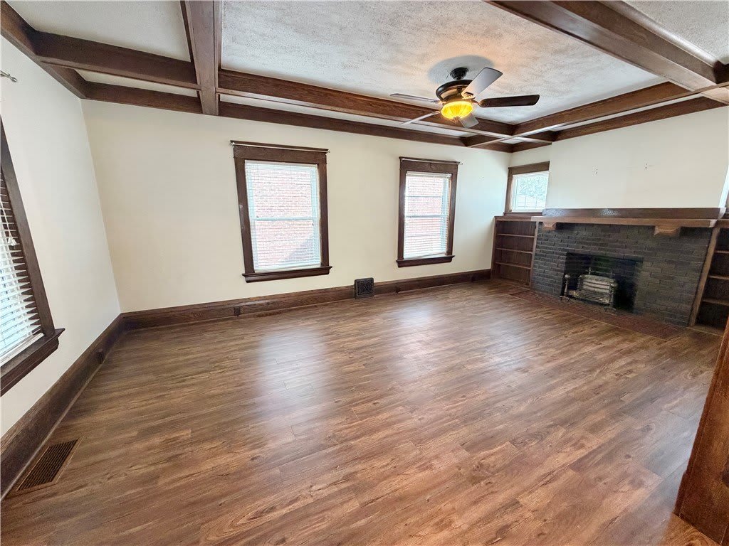 333 Laurel Blvd – photo 5