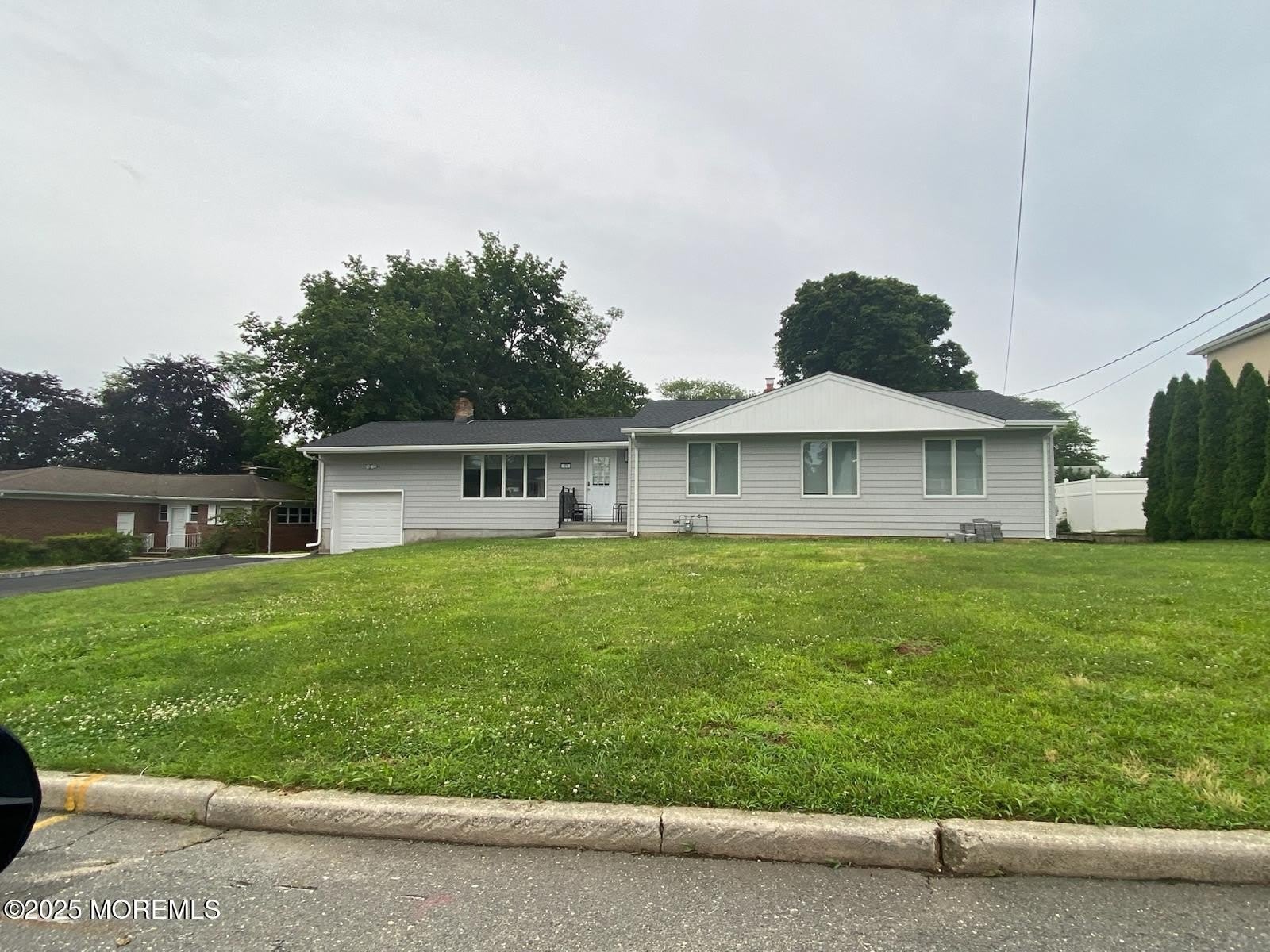 871 Red Oaks Drive – photo 1