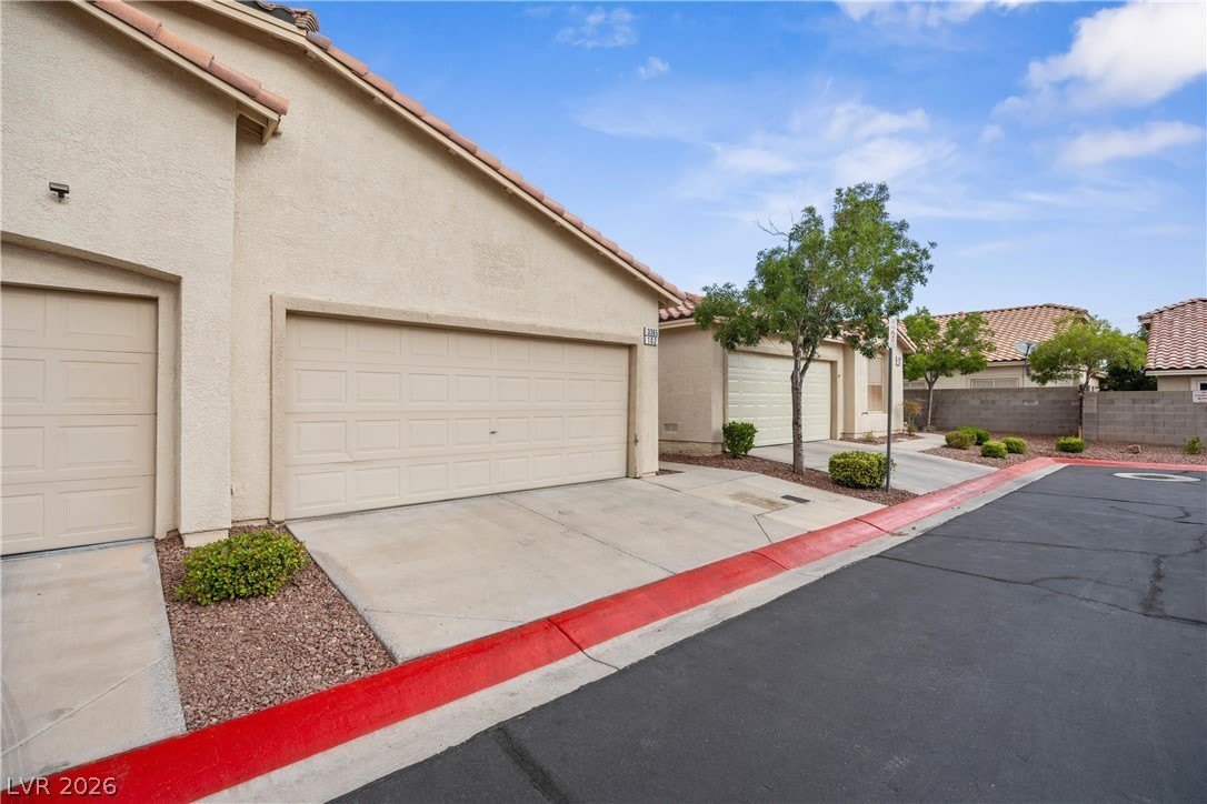 3365 Kylemore Street – photo 3