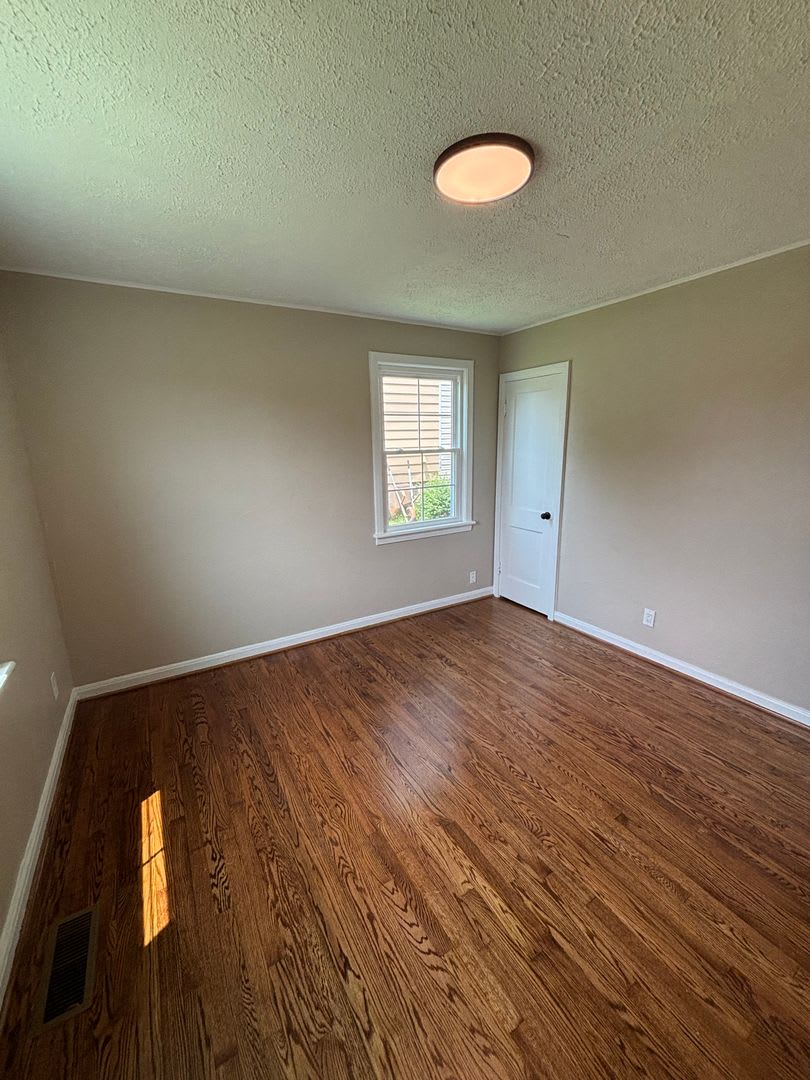 2 Bed 1 Bath House in Fort Hill – photo 5