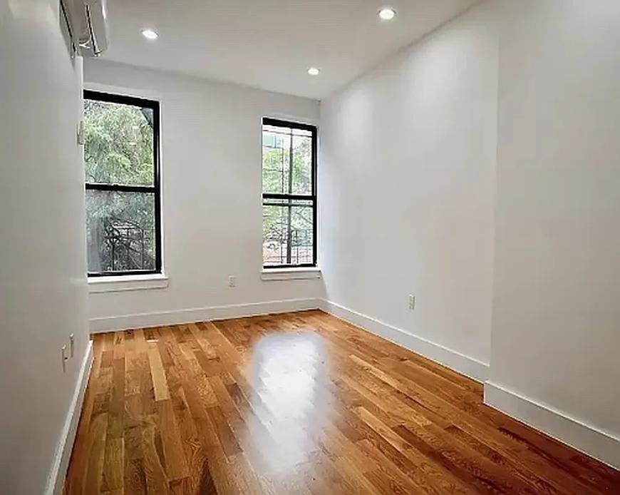 264 Malcolm X Boulevard – photo 4