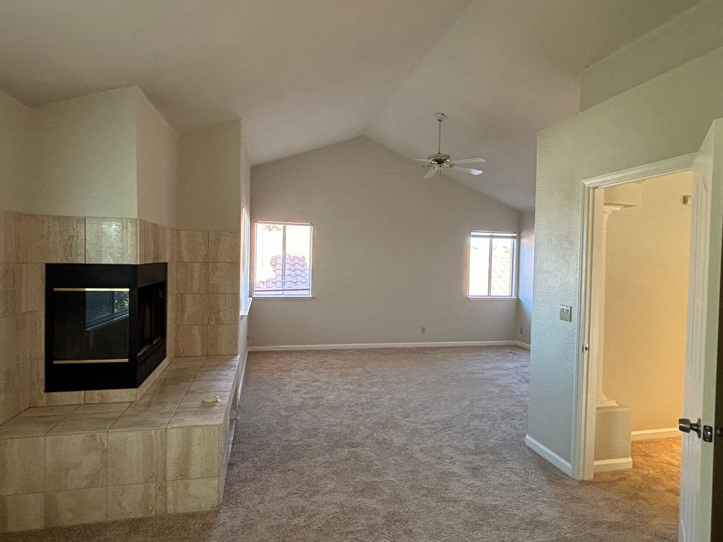 Ideal Antioch 4 Bedrooms And 3 Bathrooms New Laminate Flooring On Main Level And New Interior Paint – photo 5