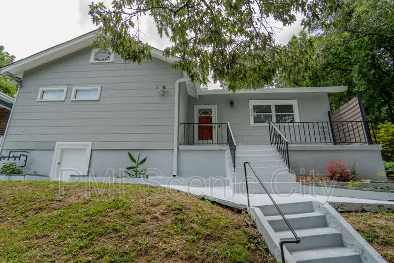 513 Lytle St – photo 1