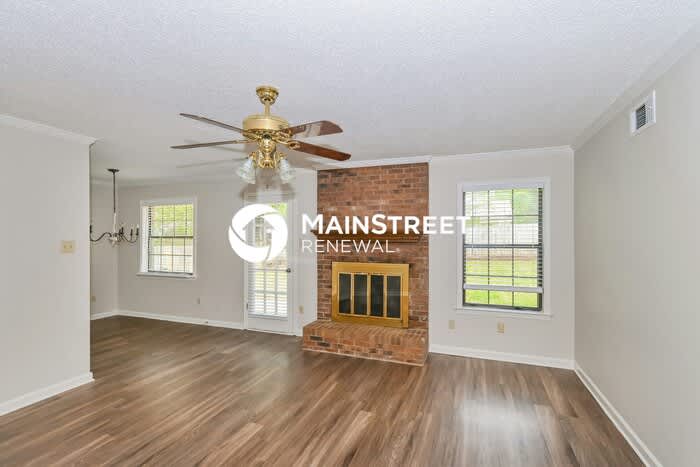 6338 Northampton Drive – photo 2