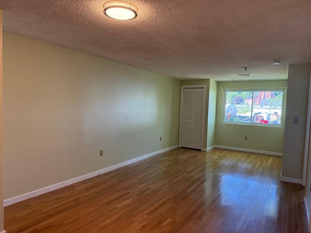 35 Prospect St – photo 2