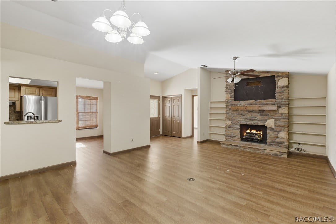 3632 N Honeylocust Drive – photo 5