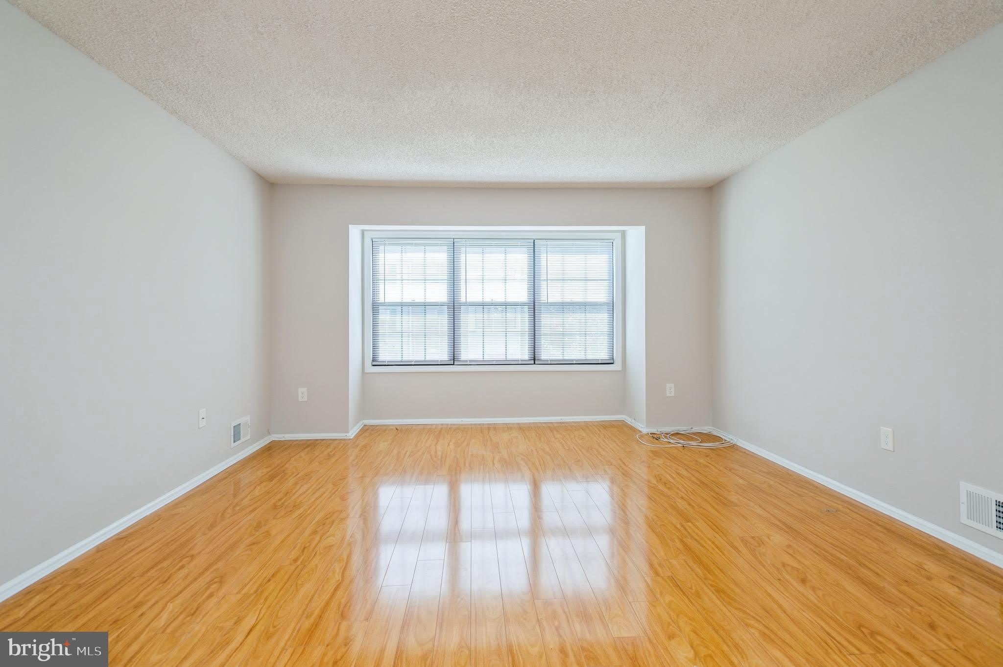 15 FEILER Court – photo 3