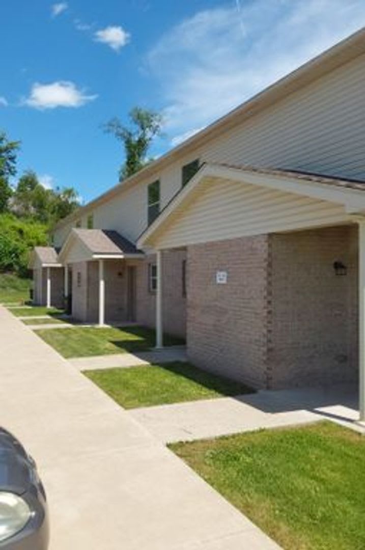 3BR Glenn View – photo 1
