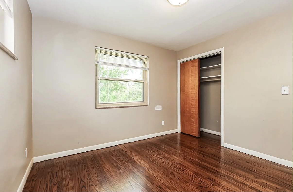 2668 Montana Ave – photo 5