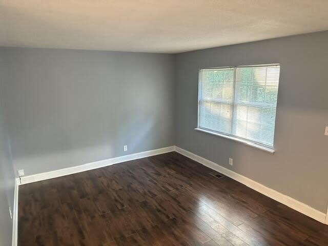 4045 Brookcrest Drive NE – photo 5