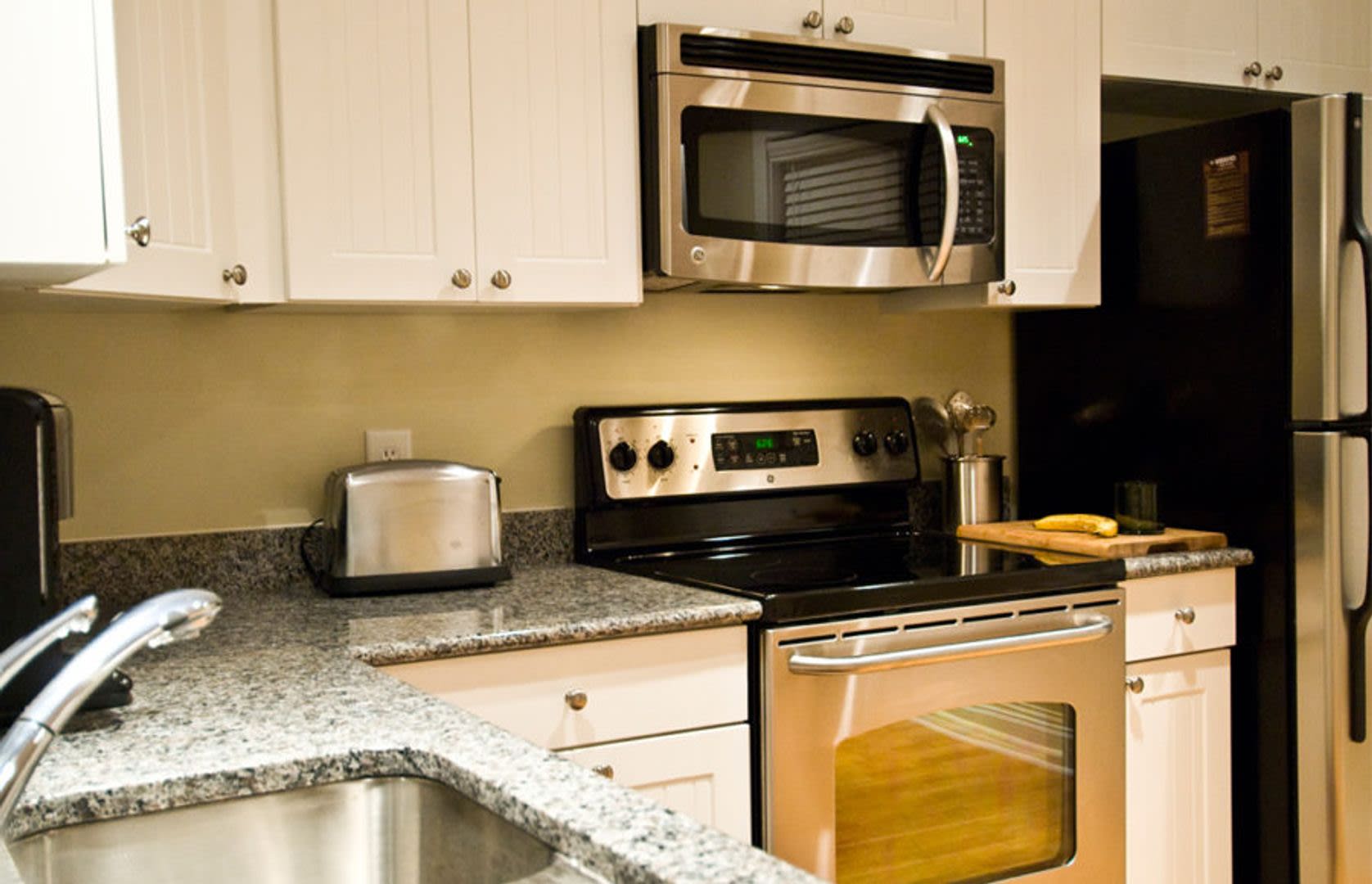 3 Bedroom Townhouse At The Woodlands End Unit Only 500 Deposit End Unit 1 Month Free When You Apply And Sign A Lease 7 16 7 31 26 – photo 4