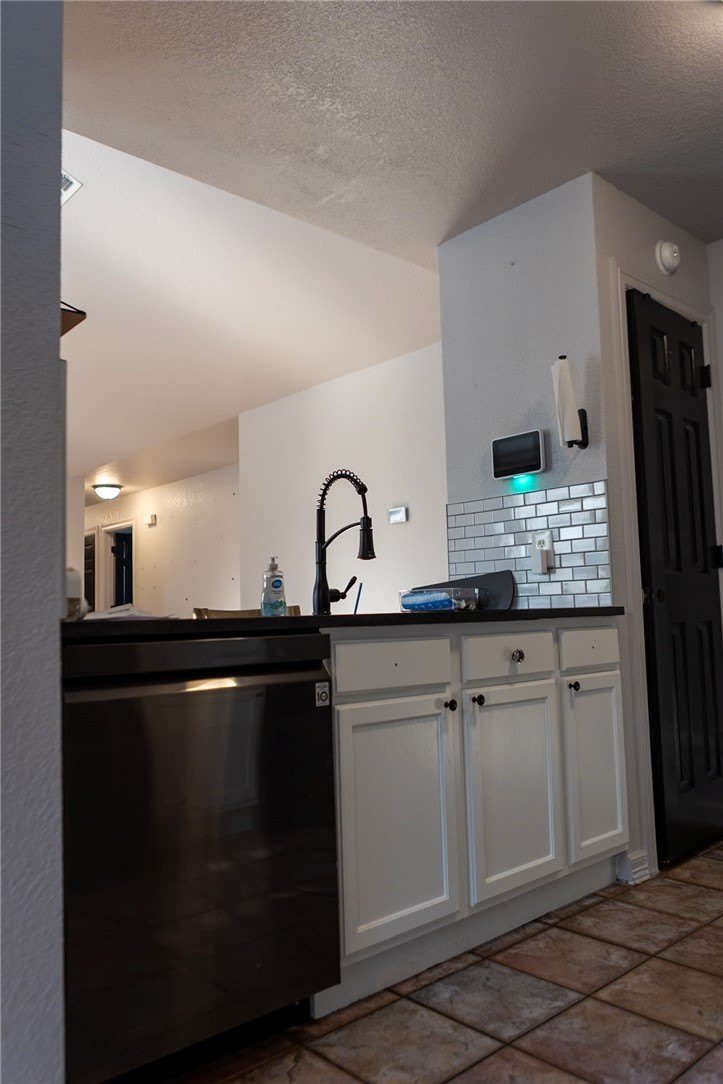 833 S Eastview Drive – photo 5