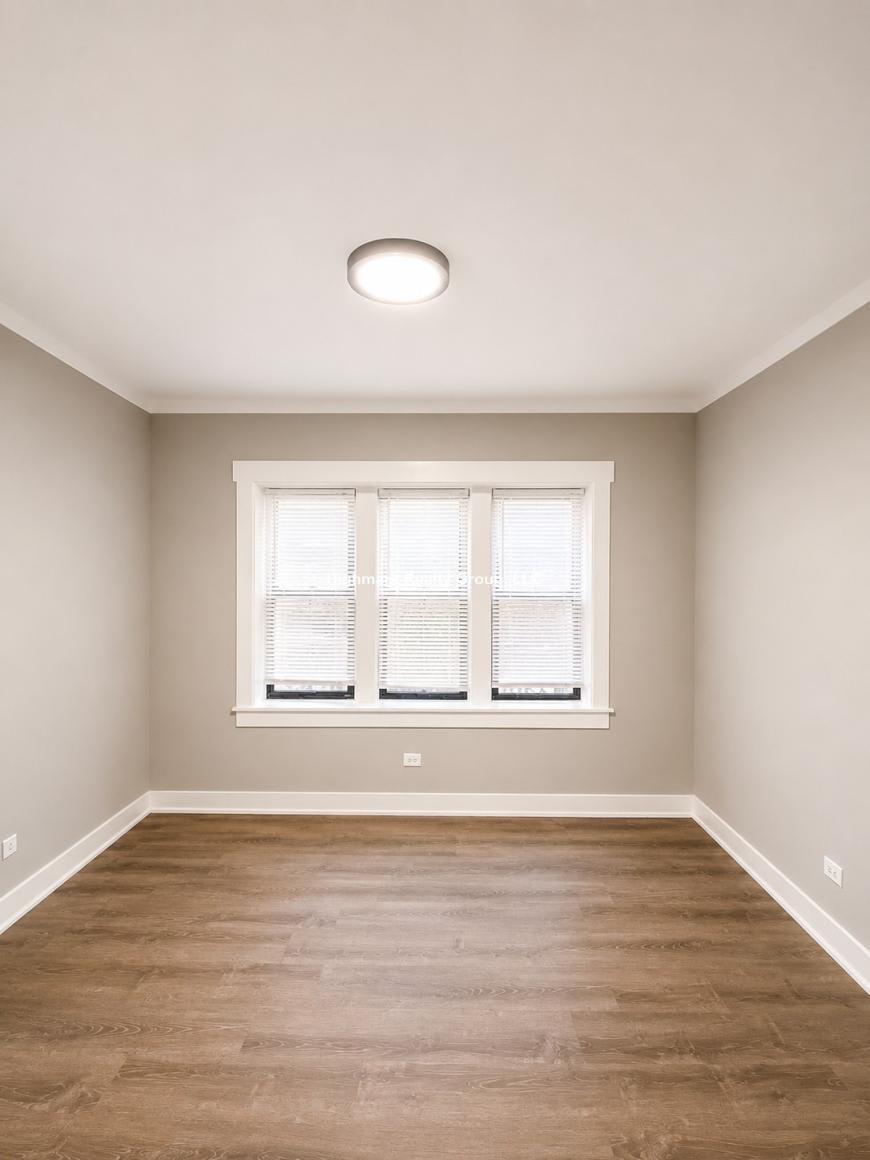 6517 North Newgard Ave. – photo 4