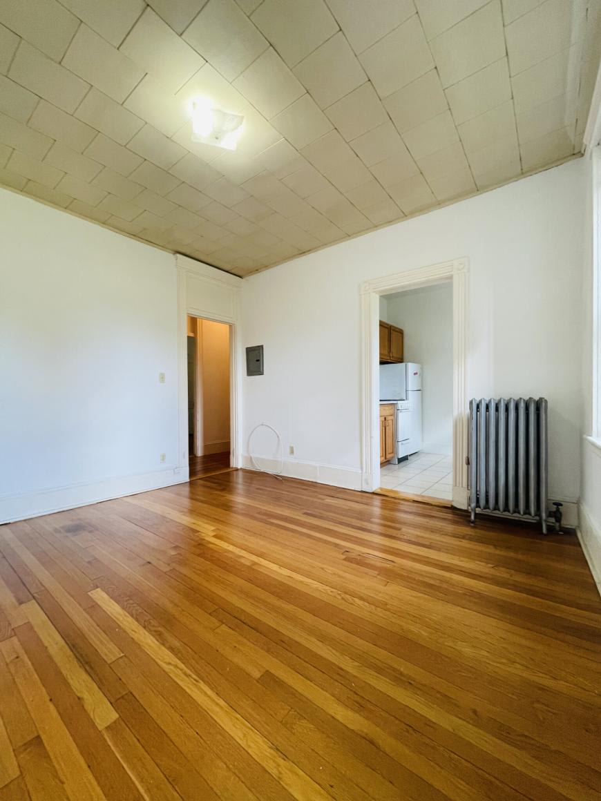 14 Palace Rd. – photo 4