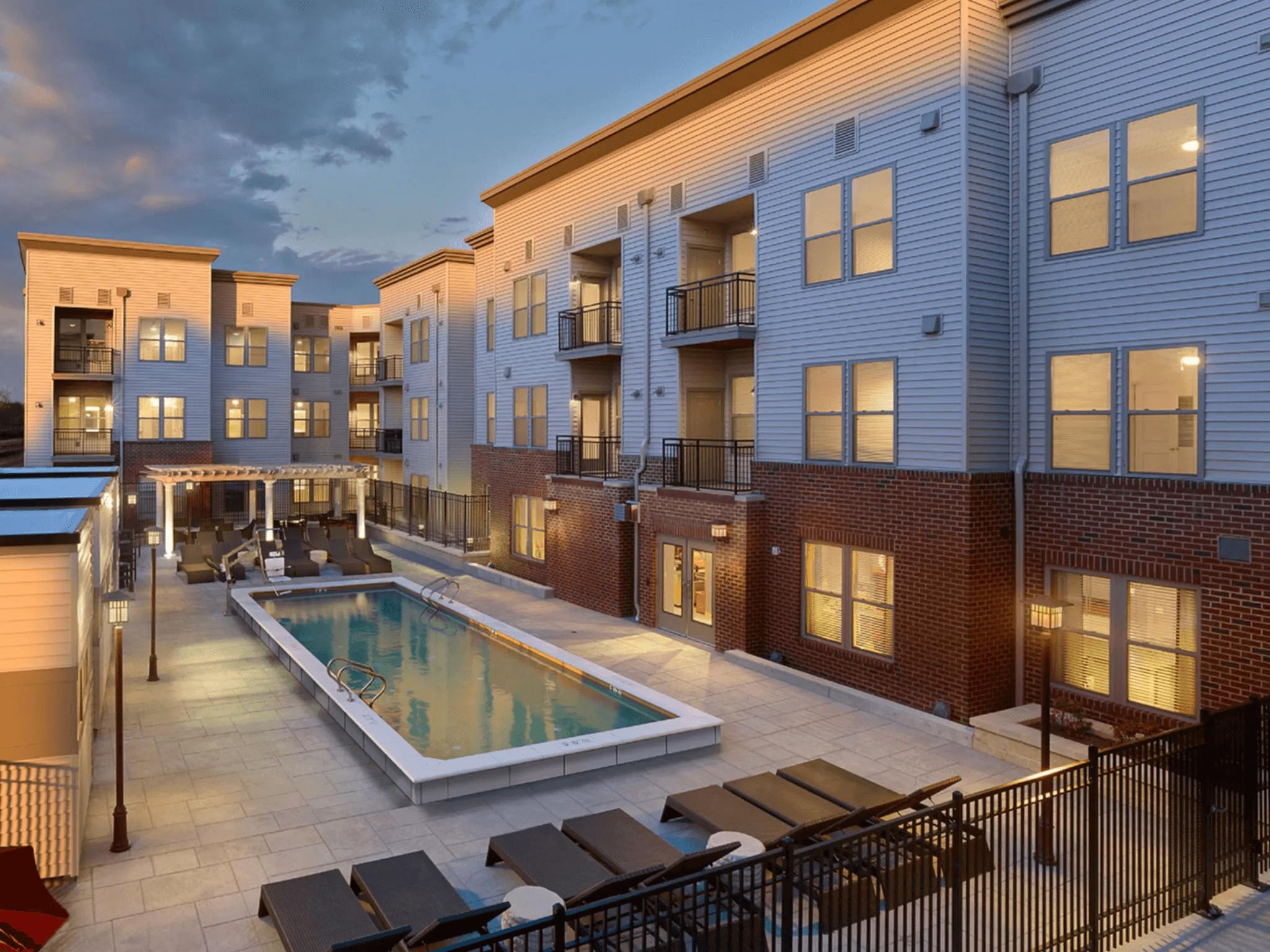 Eastside Flats Apartments – photo 5