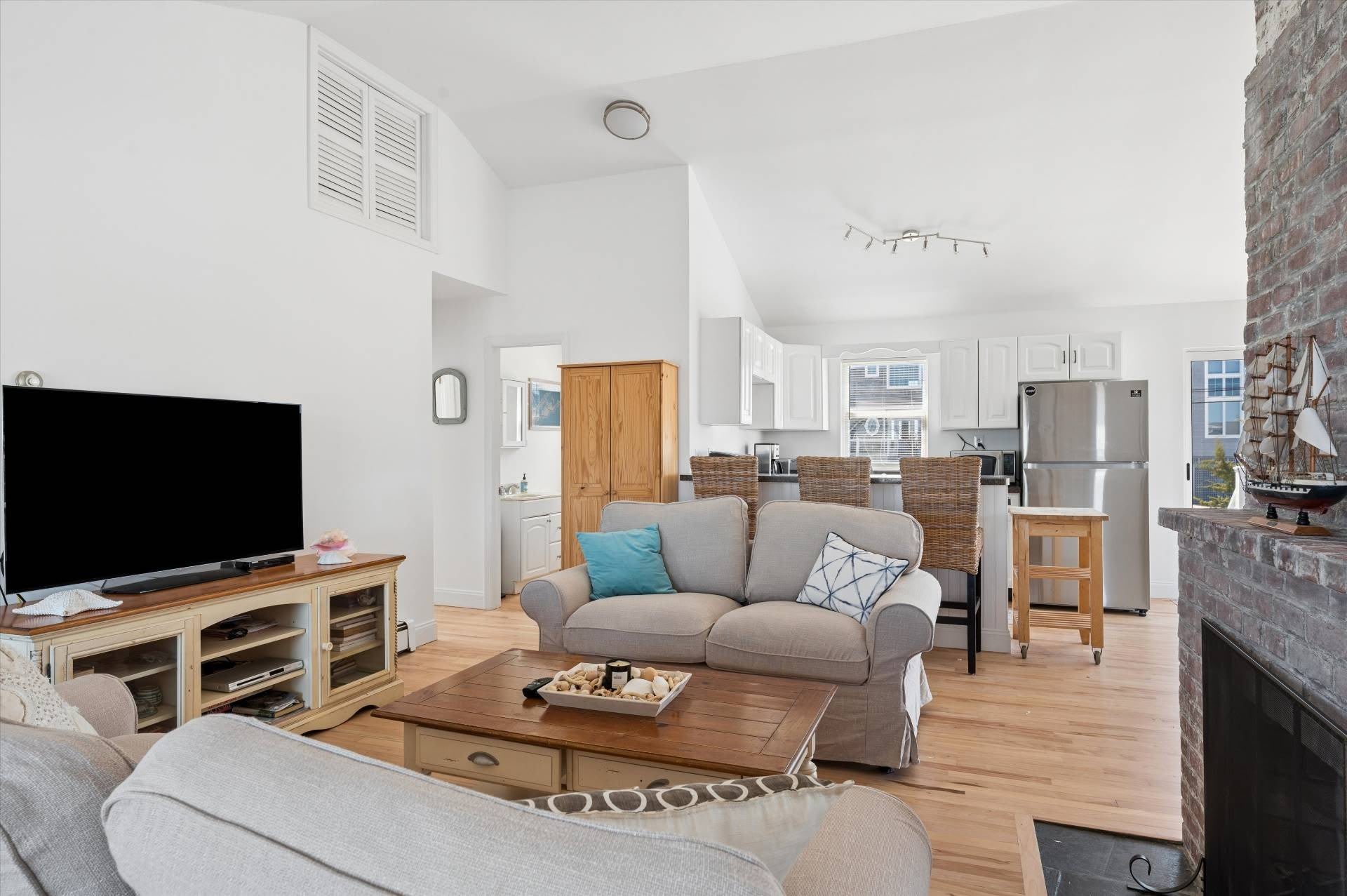 898 DUNE RD – photo 2
