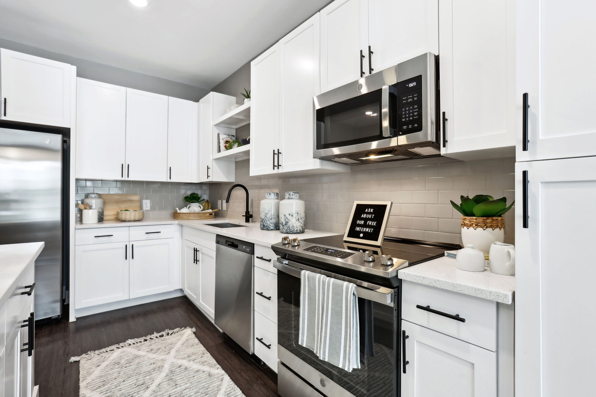 Chandler Residences – photo 2