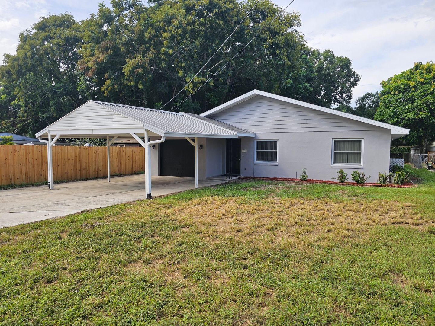 No HOA! Pet Friendly! Beautiful 2 Bed 2 Bath Home! – photo 3
