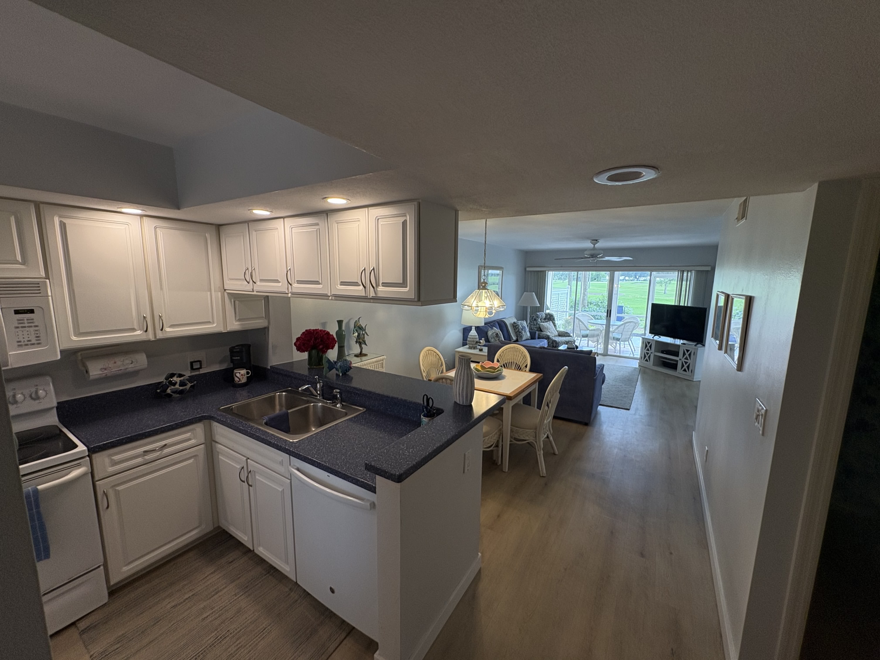 433 CerromarLane #338 – photo 2
