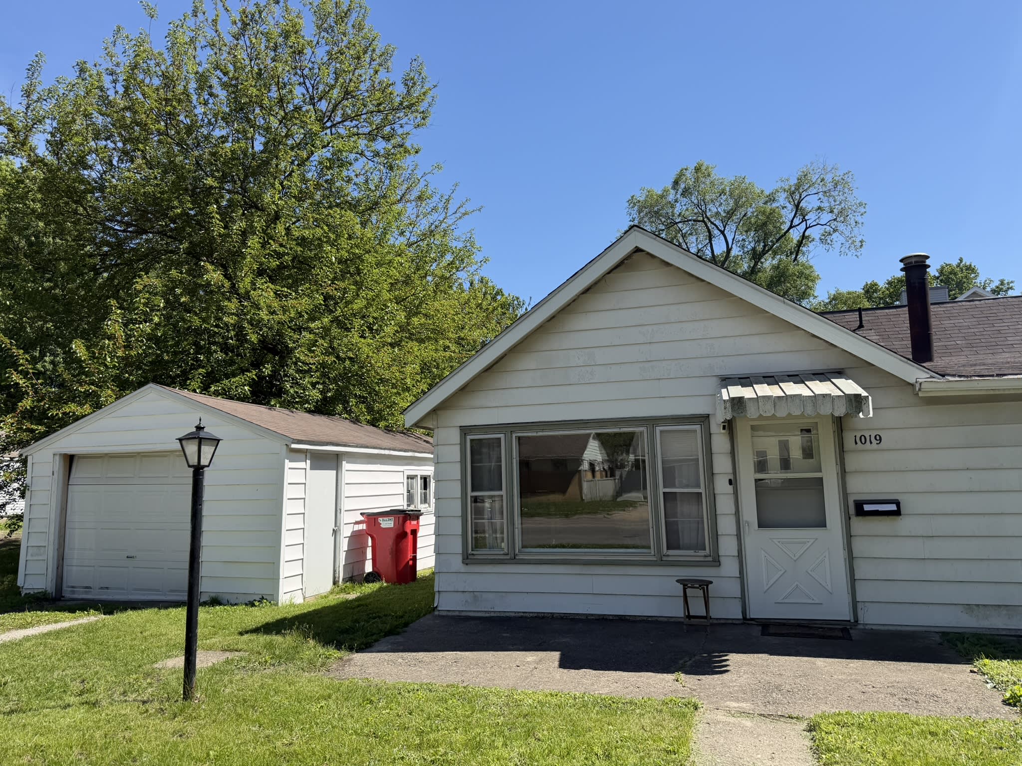 1019 West Bradley Avenue – photo 4