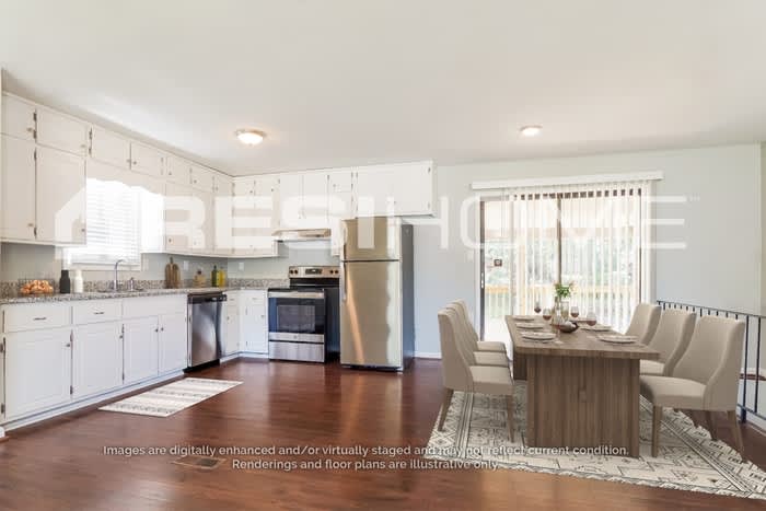 3020 Walker Street – photo 2