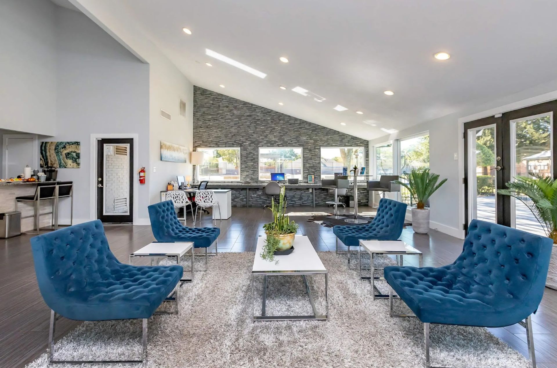 Oakline Apartments – photo 3