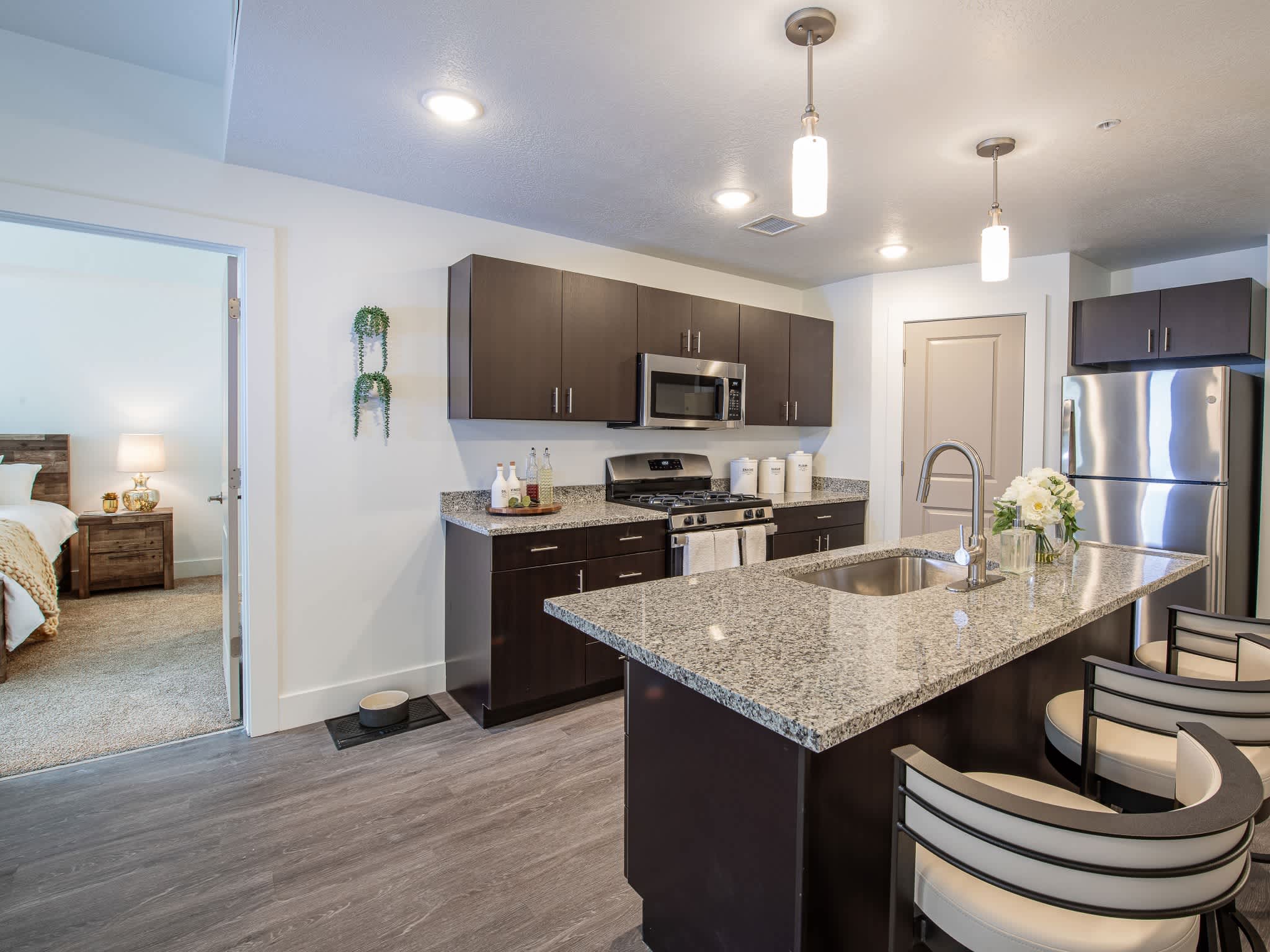 Point of View Apartments – photo 4
