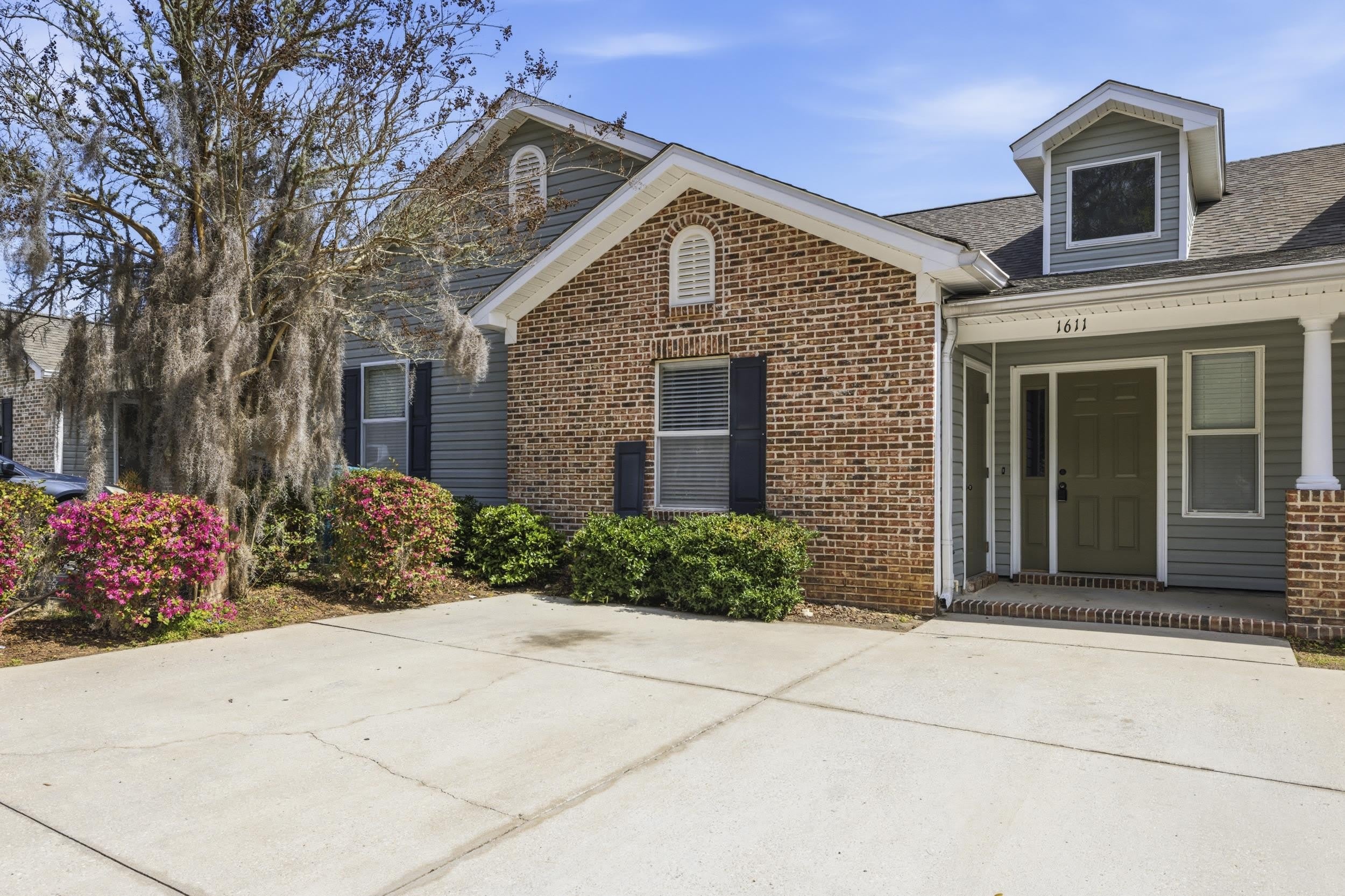 1611 Quazar Road – photo 4
