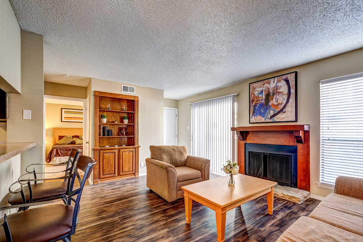 OakStone Apartment Homes – photo 3
