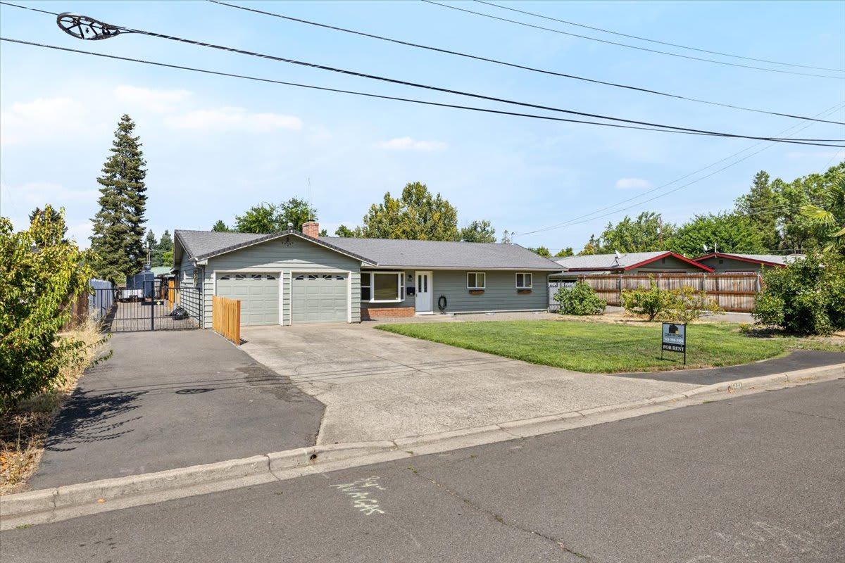 1461 Johnson Street – photo 3