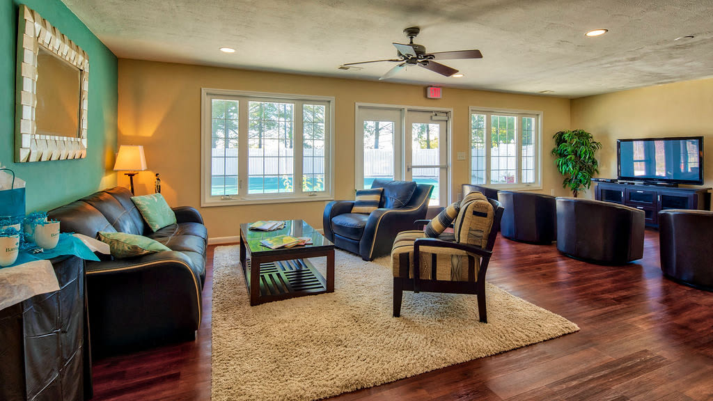Barrington Luxury Apartment Homes – photo 4