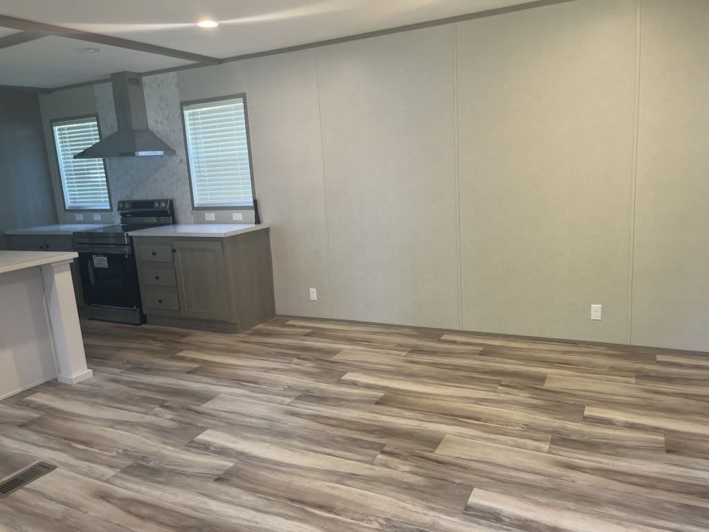 216 Redwood Dr – photo 3