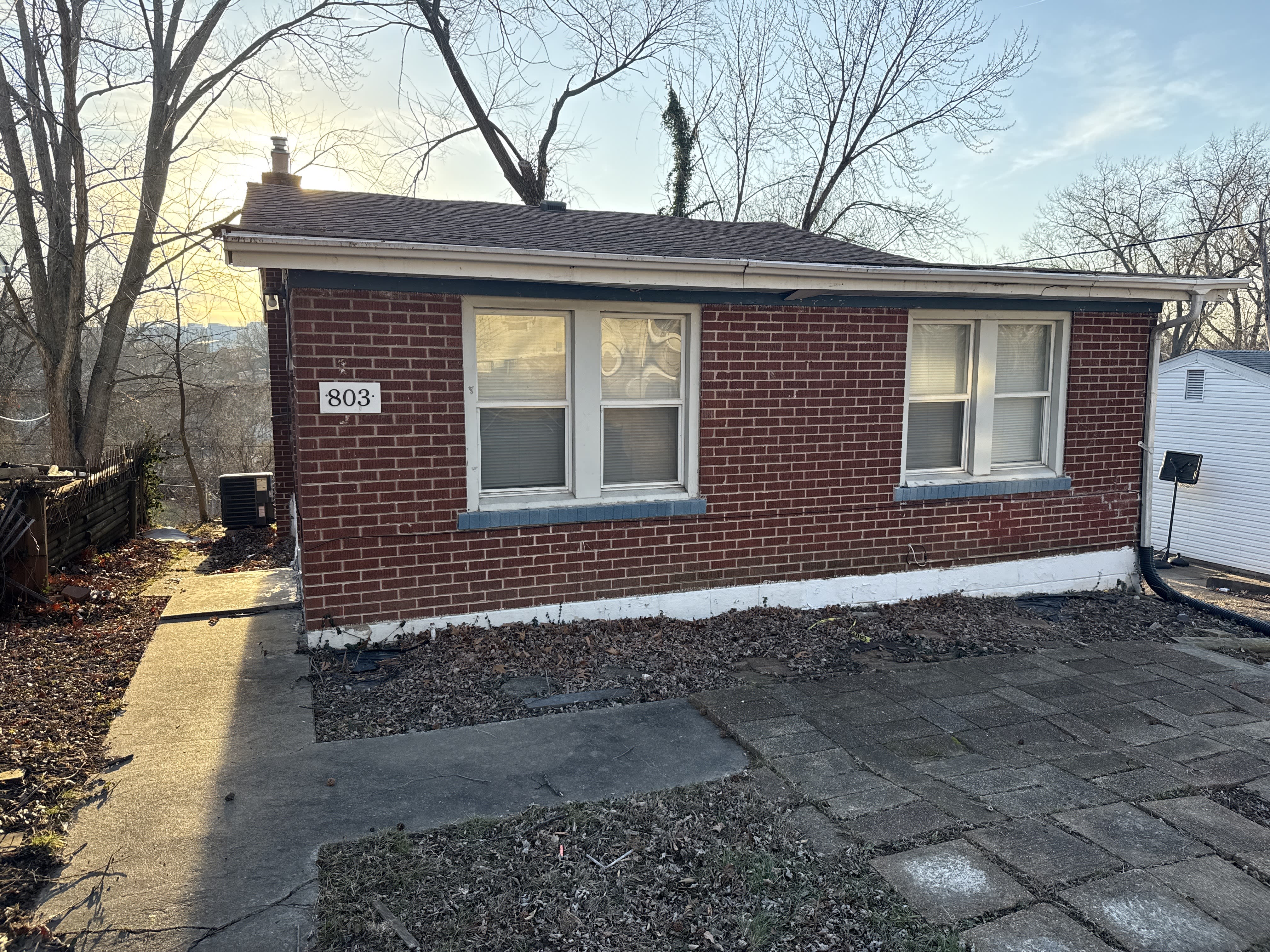 803 Marvin Ave – photo 2